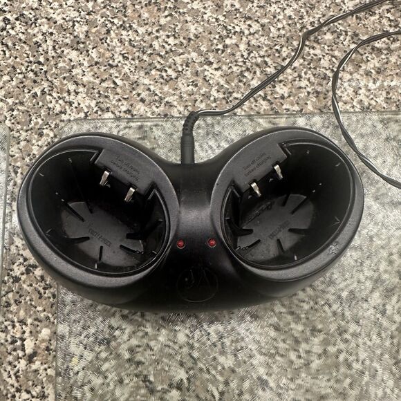 2 Motorola Talkabout T6530 Handheld Walkie Talkie Radios 22 Channels W/Charger - Picture 9 of 10